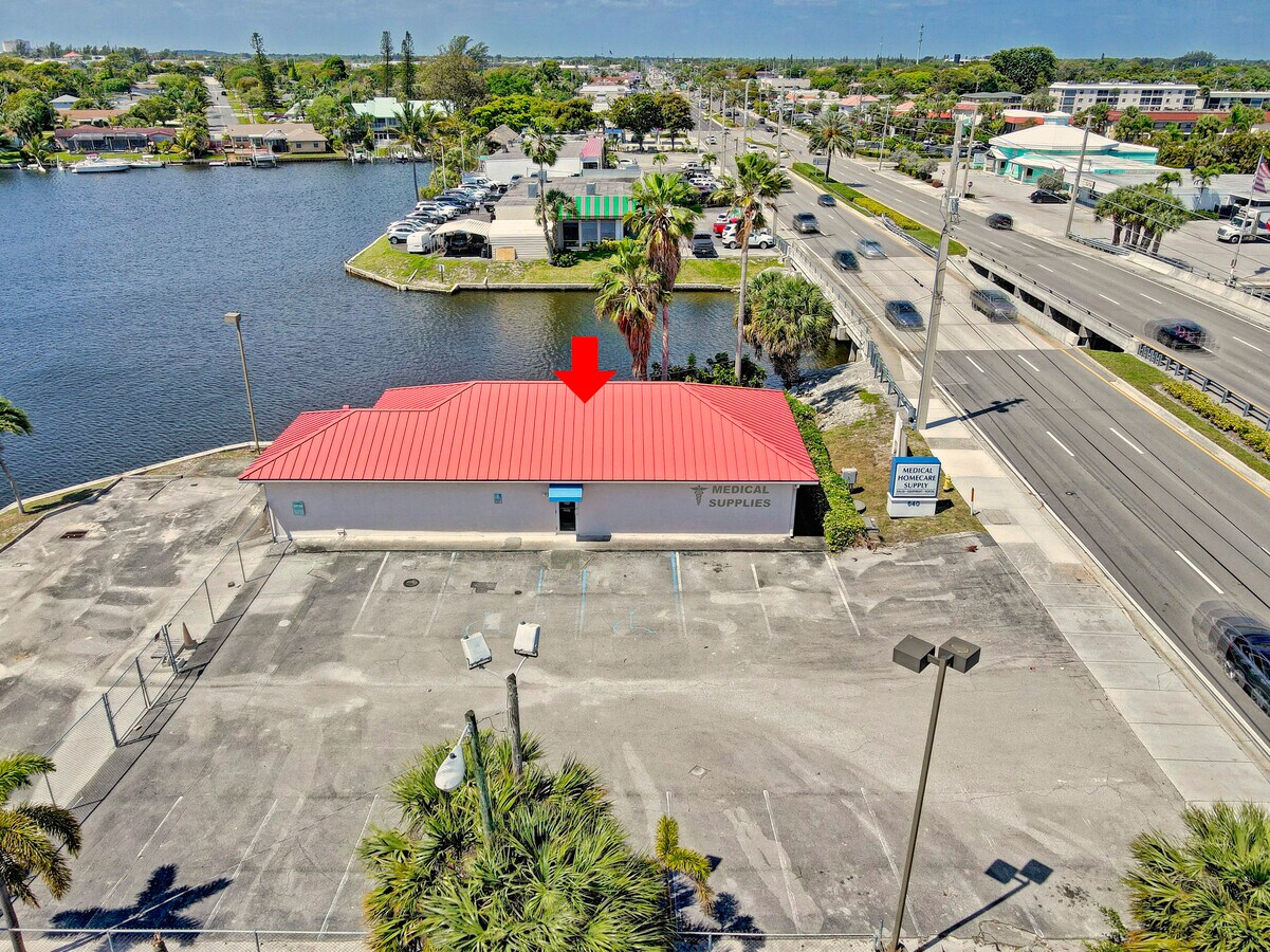 640 Northlake Blvd, North Palm Beach, FL 33408