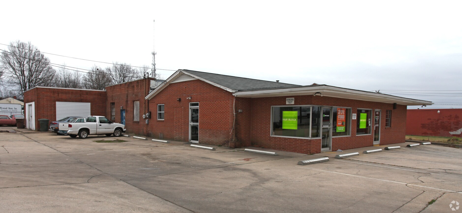 2201 Randleman Rd, Greensboro, NC 27406