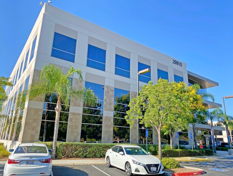 29995 Technology Dr, Murrieta, CA for lease - Building Photo - Image 1 of 4