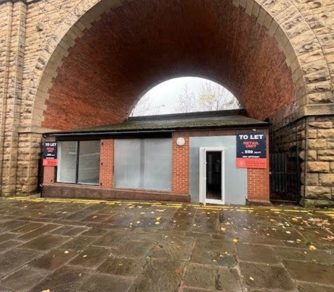 Queen St, Mansfield for lease Building Photo- Image 1 of 2