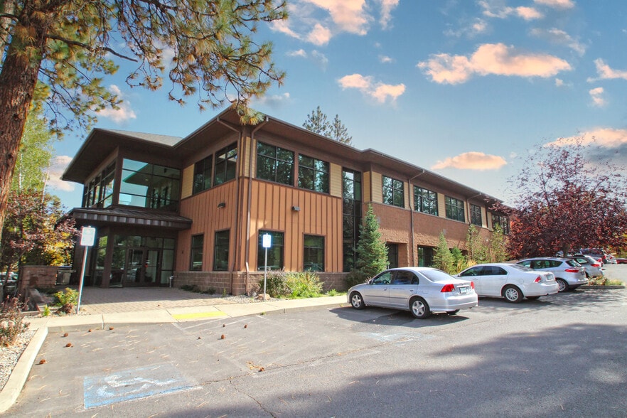 1567 SW Chandler Ave, Bend, OR for lease - Building Photo - Image 2 of 4