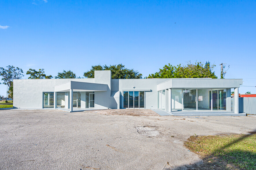 6969 S Tamiami Trl, Sarasota, FL for sale - Building Photo - Image 1 of 1