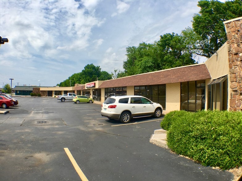 2000 S Stewart Ave, Springfield, MO for sale - Other - Image 1 of 1