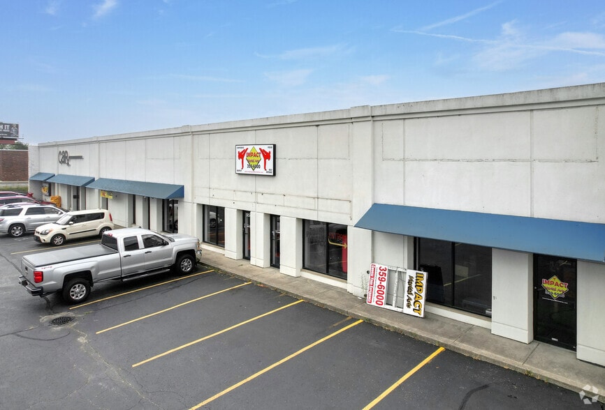 9503 E Washington St, Indianapolis, IN for sale - Building Photo - Image 2 of 25