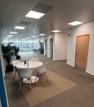 North Esplanade W, Aberdeen for lease Interior Photo- Image 2 of 3