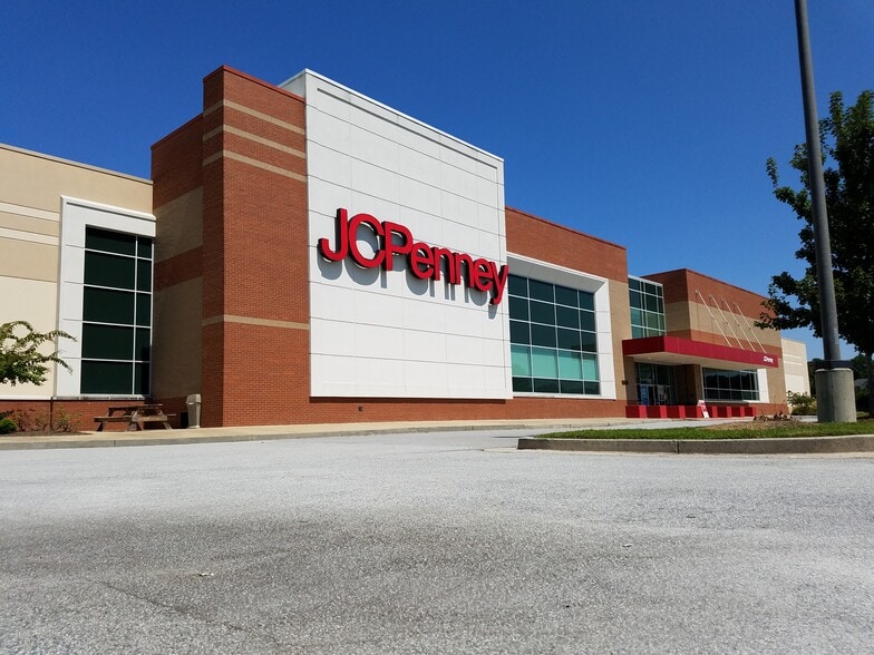 5043 Jimmy Lee Smith Pky, Hiram, GA for sale - Building Photo - Image 1 of 1