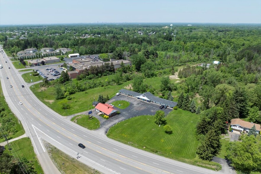 1630 Southwestern blvd, West Seneca, NY for sale - Building Photo - Image 3 of 30