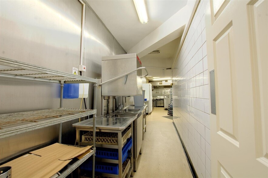 12 Toton Ln, Nottingham for sale - Construction Photo - Image 3 of 7