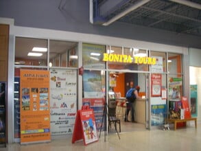 1911 Finch Ave, Toronto, ON for lease Building Photo- Image 1 of 4