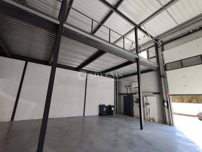 Flex in Lunel for sale - Interior Photo - Image 3 of 7