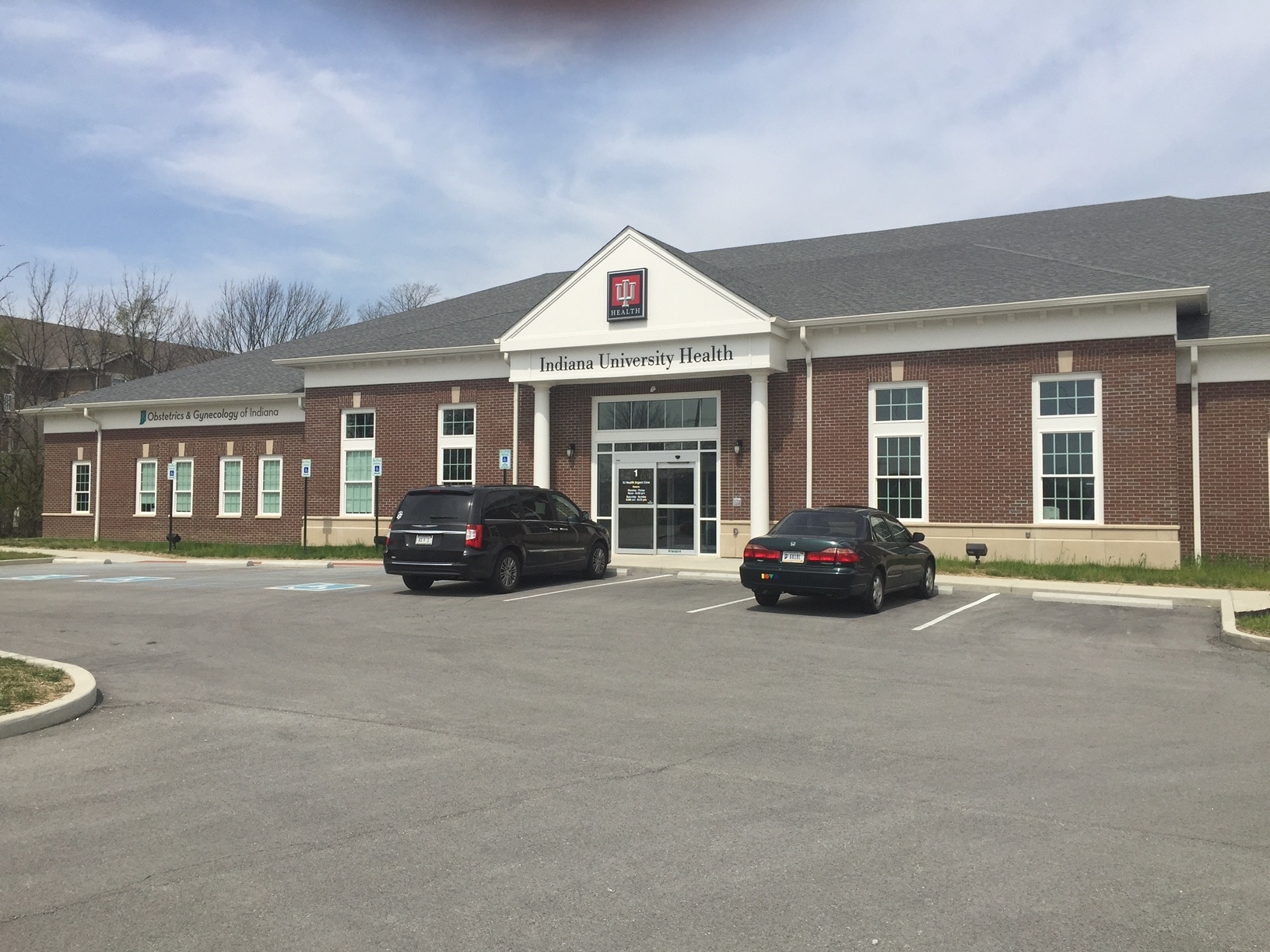 6866 W Stonegate Dr, Zionsville, IN for lease Primary Photo- Image 1 of 3