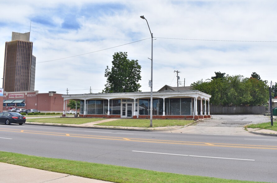 1304 NW 23rd St, Oklahoma City, OK for lease - Building Photo - Image 2 of 2