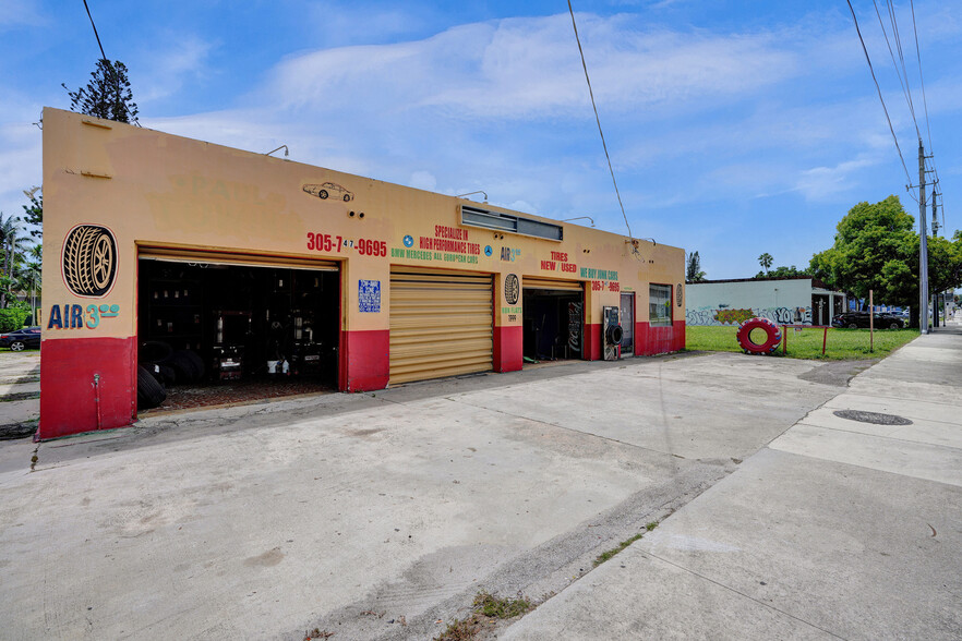 11999 W Dixie Hwy, Miami, FL for sale - Building Photo - Image 1 of 51