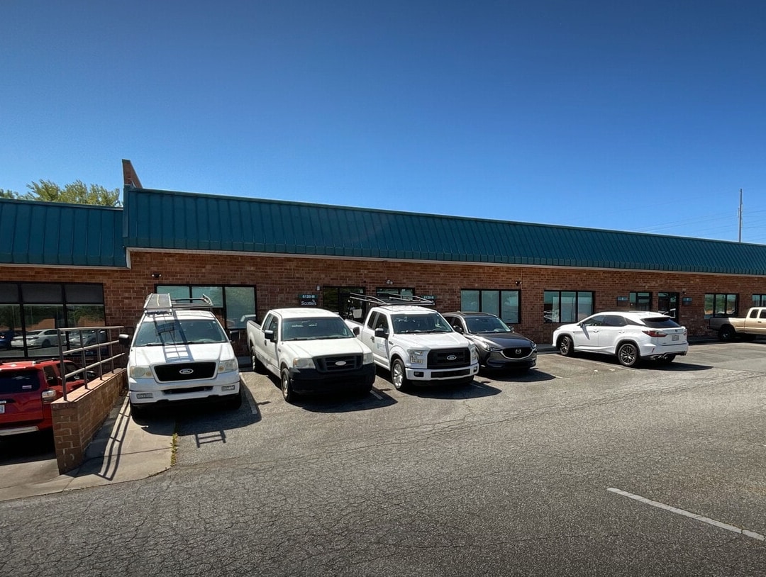 6132 Brookshire Blvd, Charlotte, NC for sale Building Photo- Image 1 of 21