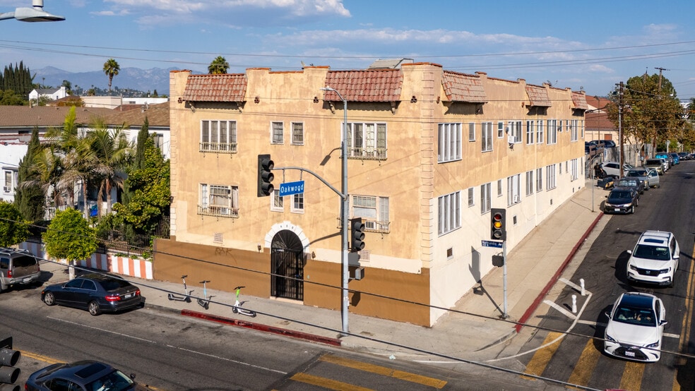 400 N Normandie Ave, Los Angeles, CA for sale - Building Photo - Image 1 of 3