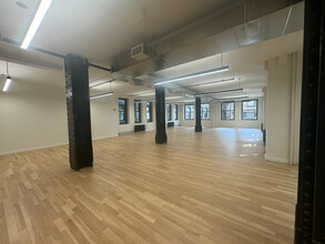 11 Broadway, New York, NY for lease Building Photo- Image 2 of 4