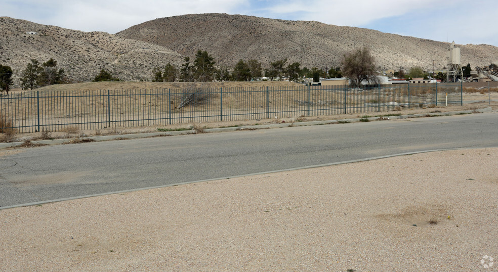 Benicia Trl & Kickapoo Trl, Yucca Valley, CA for sale - Primary Photo - Image 1 of 1