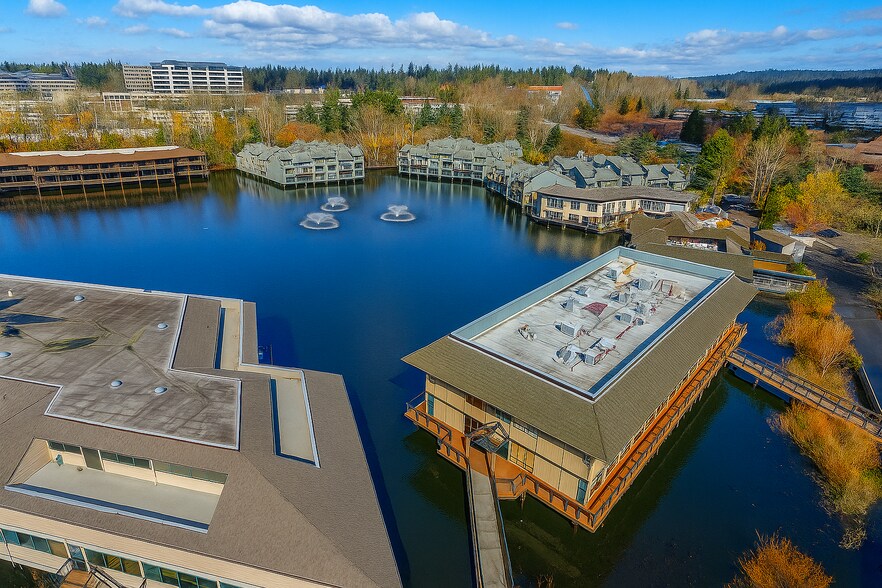 1 Lake Bellevue Dr, Bellevue, WA for lease - Building Photo - Image 3 of 10
