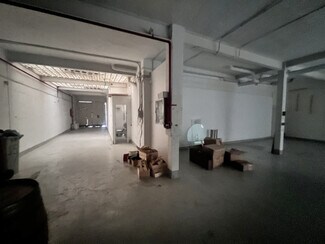 More details for Office/Retail for Lease