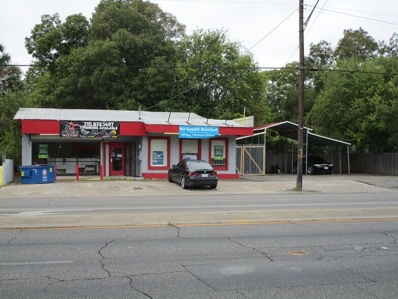 523 S General McMullen Dr, San Antonio, TX 78237