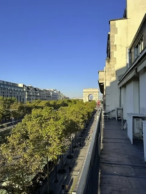 120 Avenue Des Champs Elysées, Paris for lease Building Photo- Image 1 of 11
