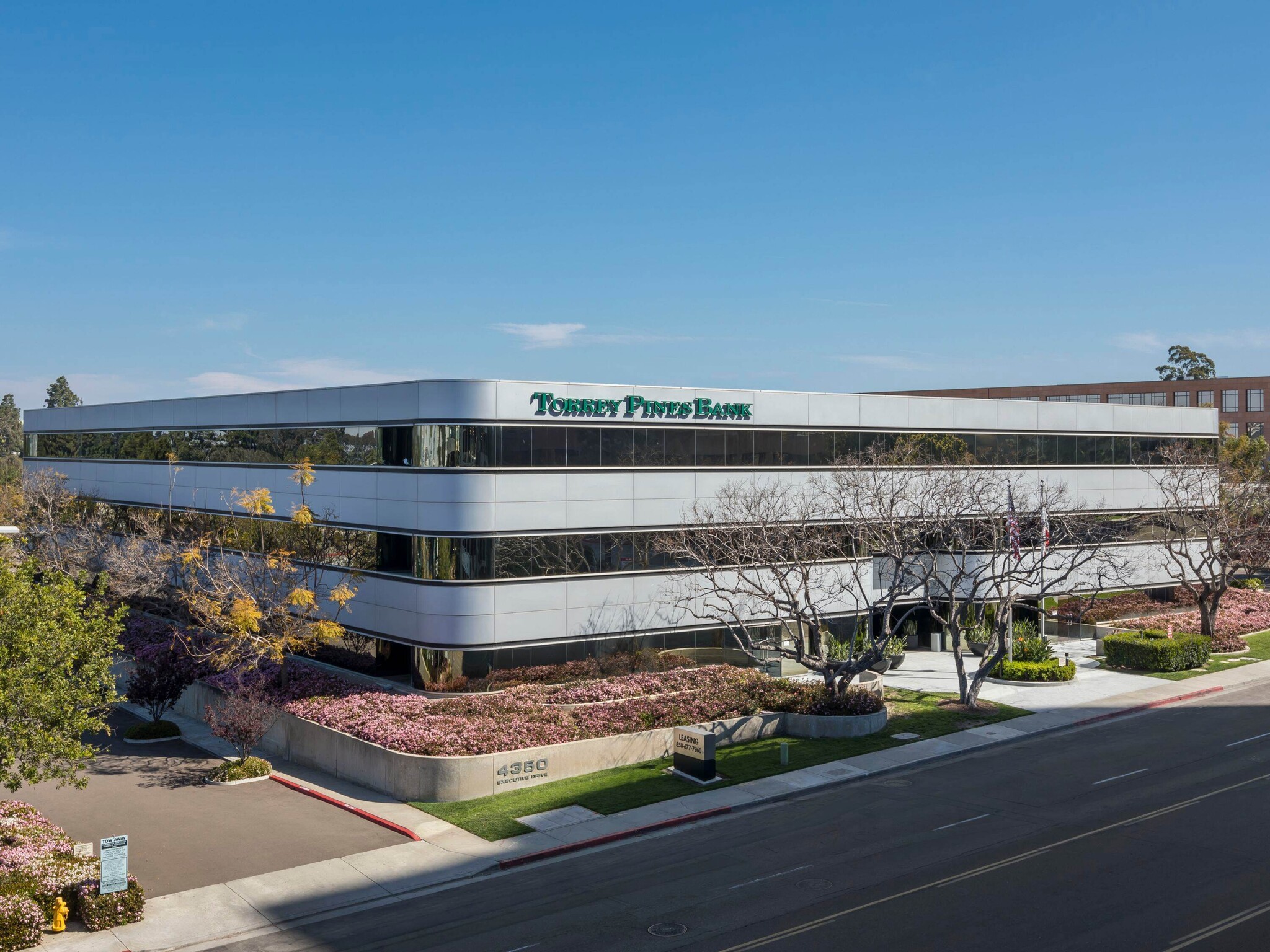 4350 Executive Dr, San Diego, CA for lease Building Photo- Image 1 of 10