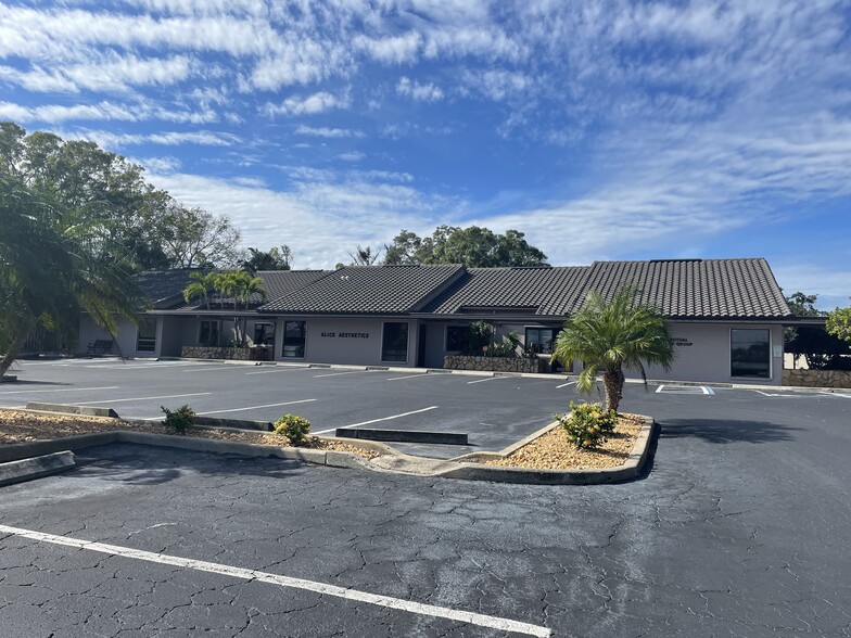 933 Oleander Way S, South Pasadena, FL for lease - Building Photo - Image 1 of 10