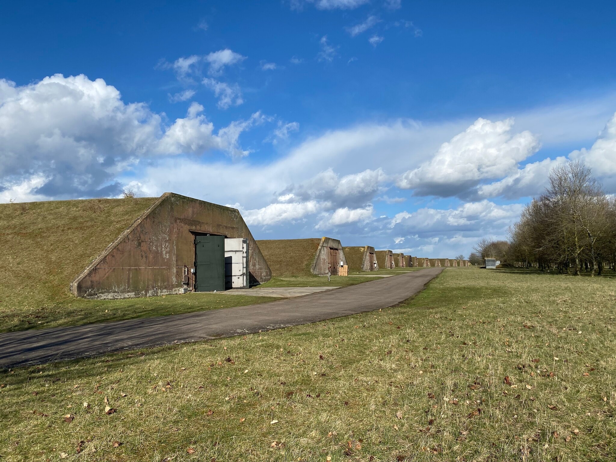 Upper Heyford, Upper Heyford for sale Primary Photo- Image 1 of 1