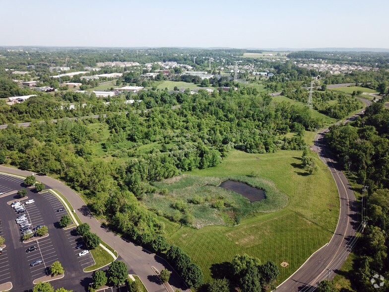 Lower Silver Lake Rd, Newtown, PA 18940