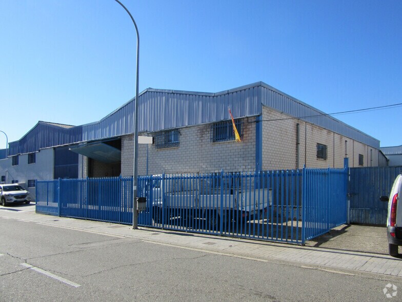 Industrial in Daganzo de Arriba, Madrid for sale - Primary Photo - Image 1 of 2