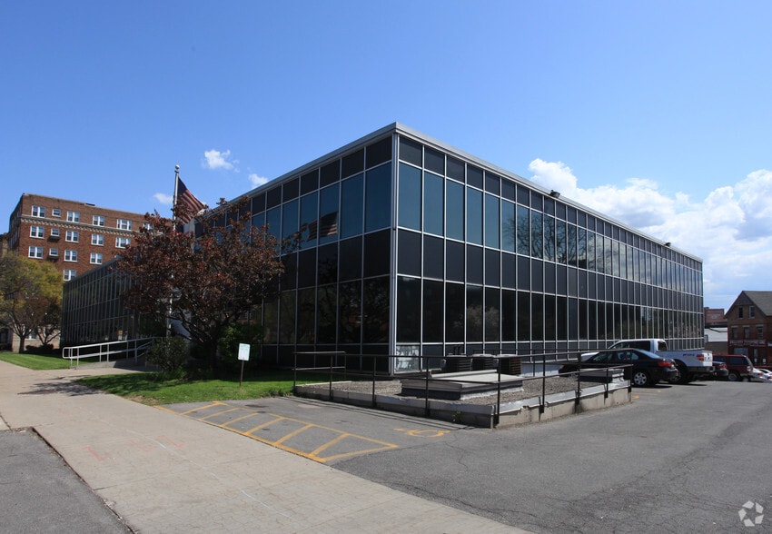 518 James St, Syracuse, NY for sale - Primary Photo - Image 1 of 1