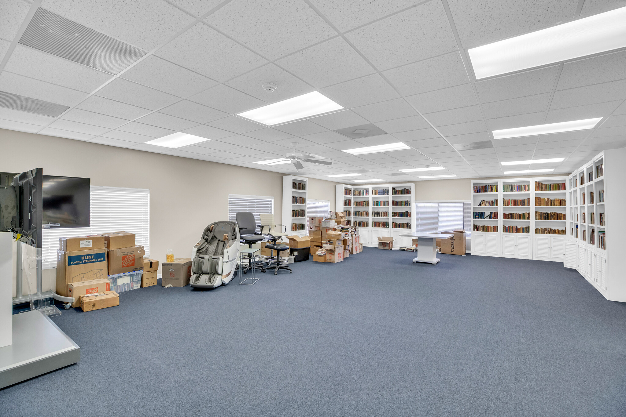 2058 14th Ave, Vero Beach, FL for lease Building Photo- Image 1 of 7