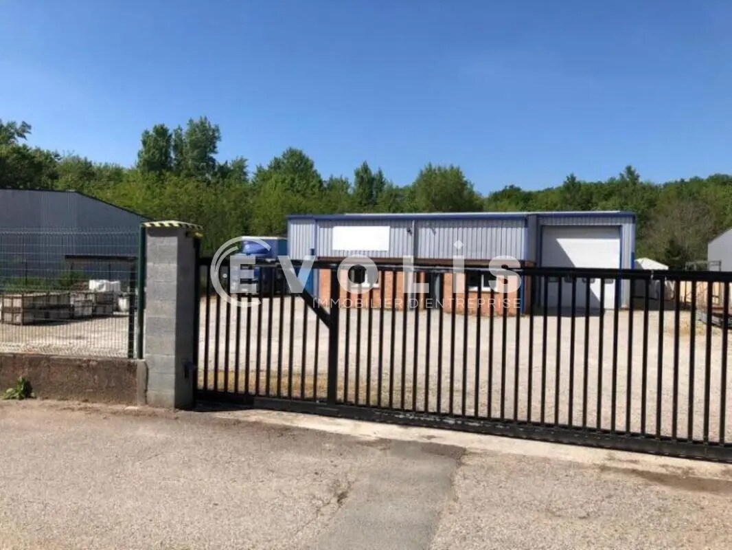 Office in Grenay for lease Building Photo- Image 1 of 17