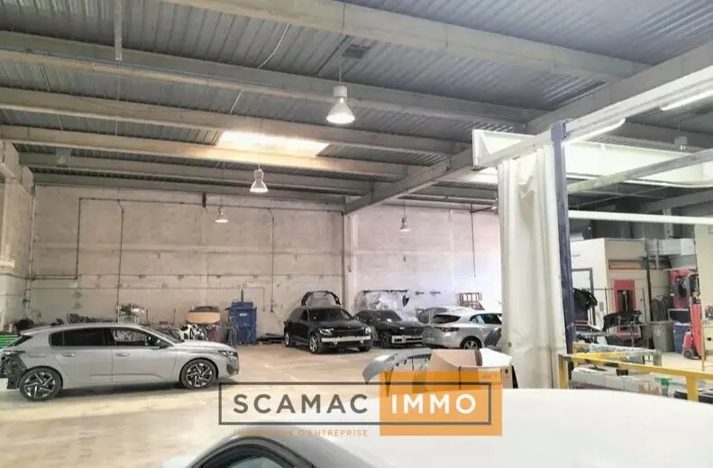 Office in Vitrolles for lease - Interior Photo - Image 2 of 5