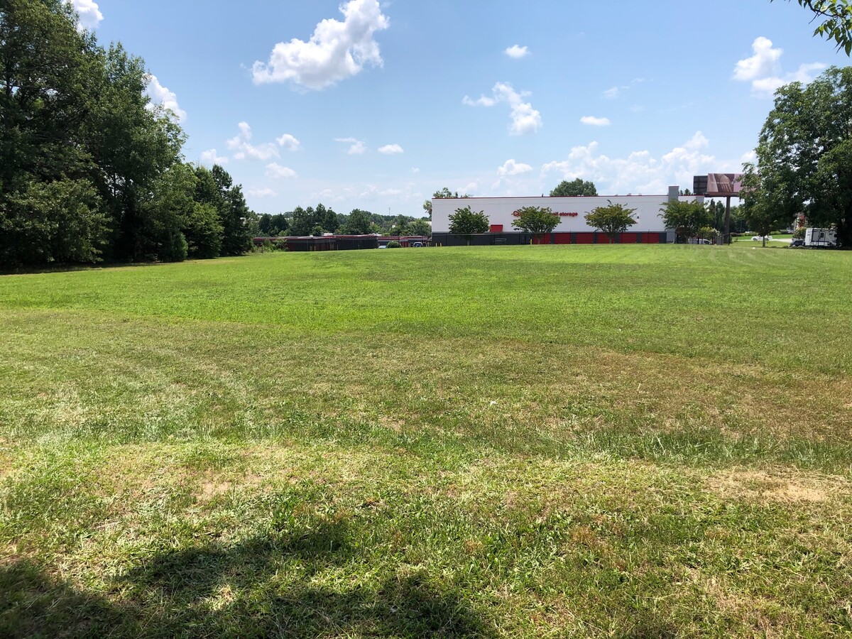 540 Brand Rd SW, Loganville, GA 30052