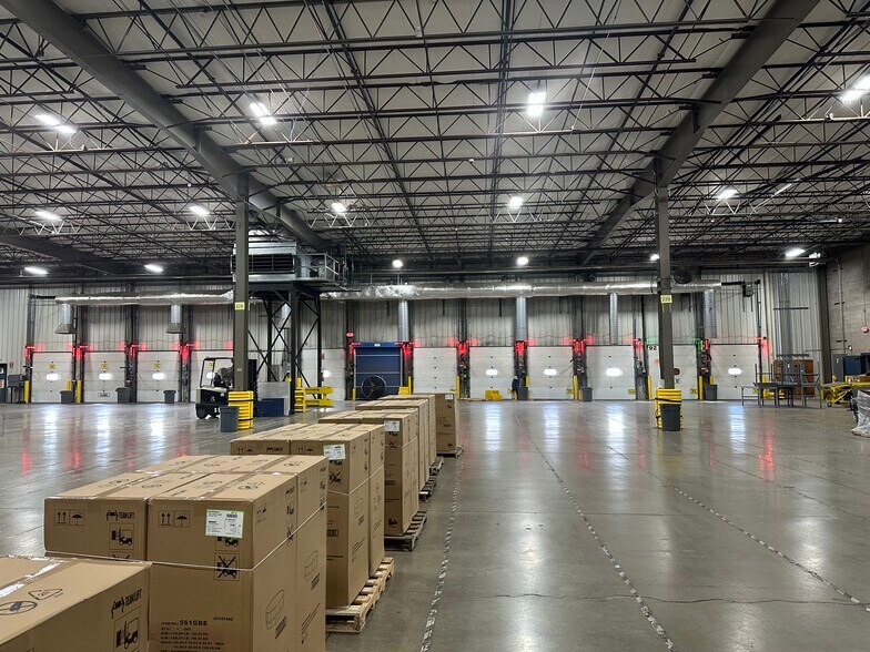 6250 Ridgewood Rd, Saint Cloud, MN for lease - Building Photo - Image 2 of 7