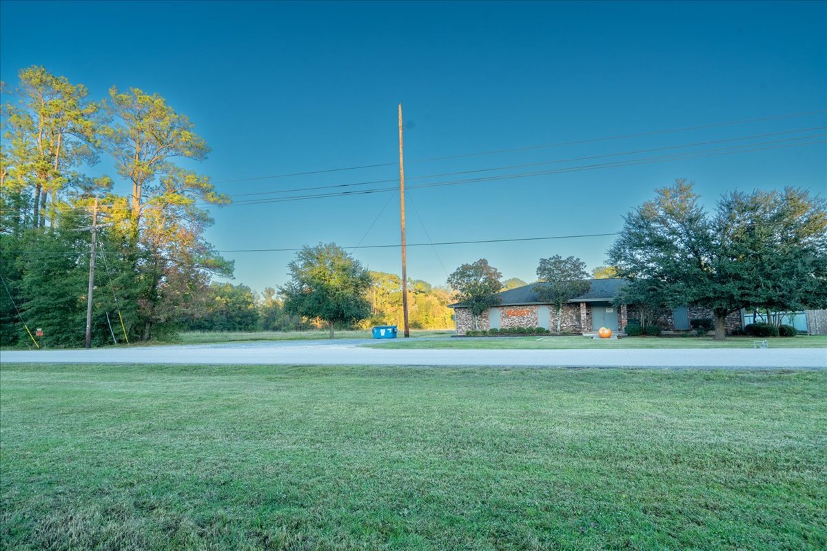 5304 Meeks Dr, Orange, TX for sale Primary Photo- Image 1 of 27