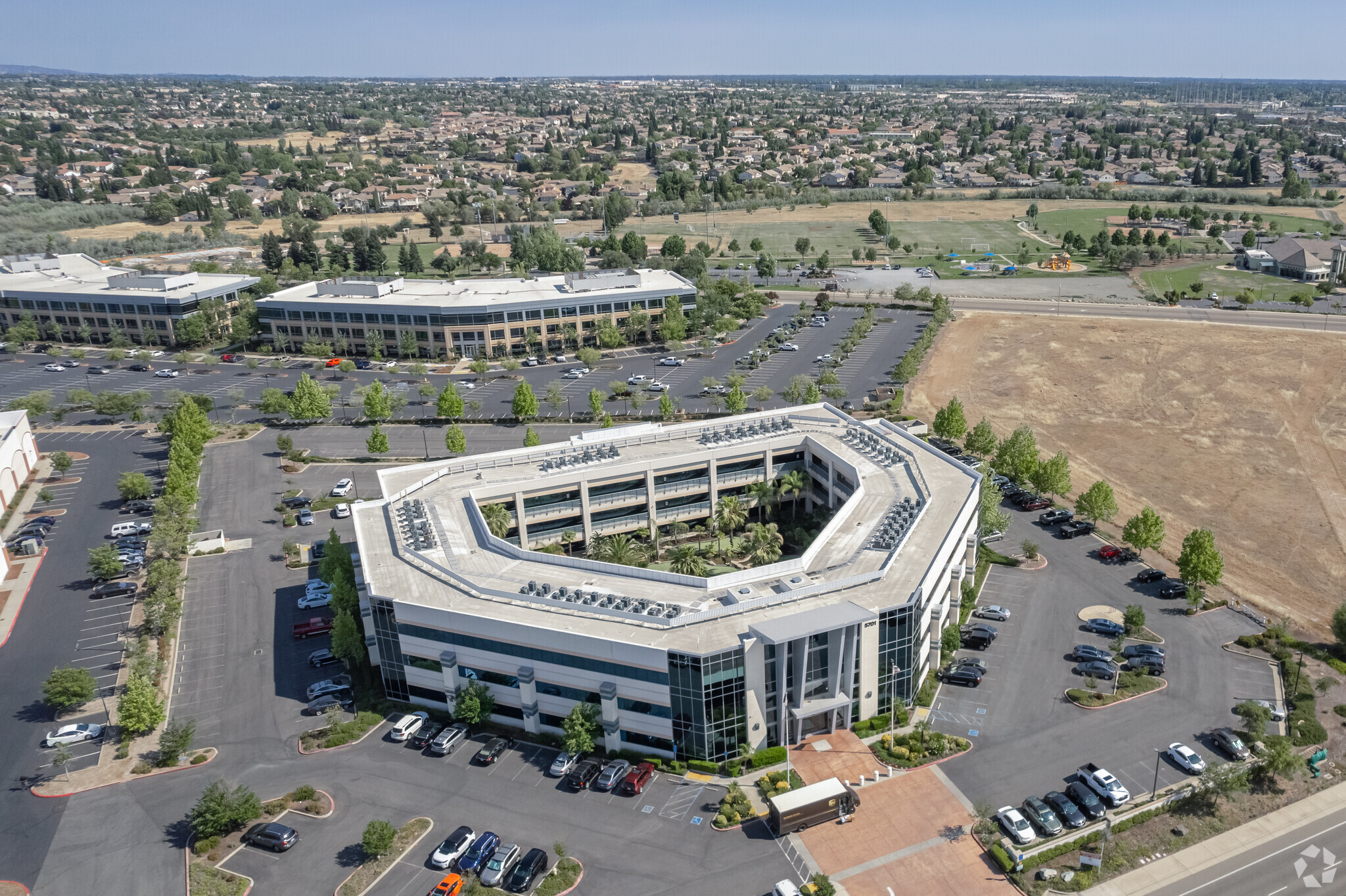 5701 Lonetree Blvd, Rocklin, Ca 95765 - Rocklin Professional Building 