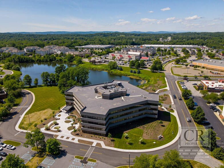 300 Westage Business Center Dr, Fishkill, NY for lease - Building Photo - Image 3 of 24