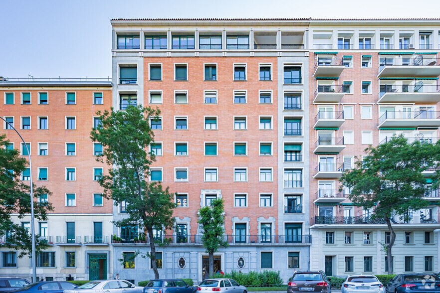 in Madrid, Madrid for sale - Primary Photo - Image 1 of 1