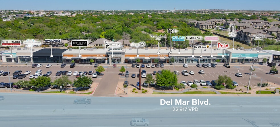 E Del Mar Blvd, Laredo, TX for lease - Building Photo - Image 2 of 11
