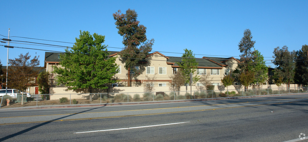 13535-13545 Monterey Rd, San Martin, CA for lease - Building Photo - Image 2 of 2