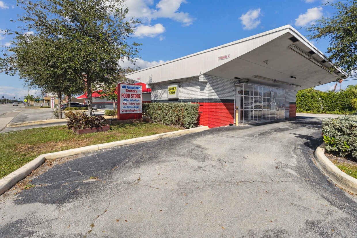 1631 E Sample Rd, Pompano Beach, FL for sale Building Photo- Image 1 of 1