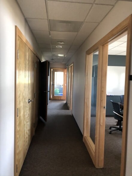 1805 Highway 42, Louisville, CO for lease - Interior Photo - Image 2 of 8