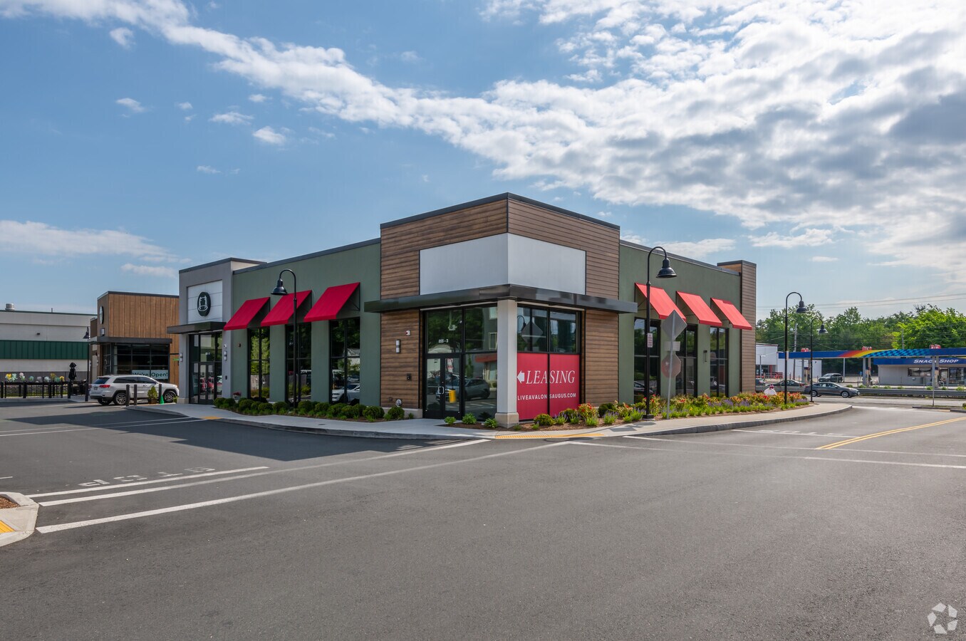 855 Broadway, Saugus, MA 01906 Hilltop