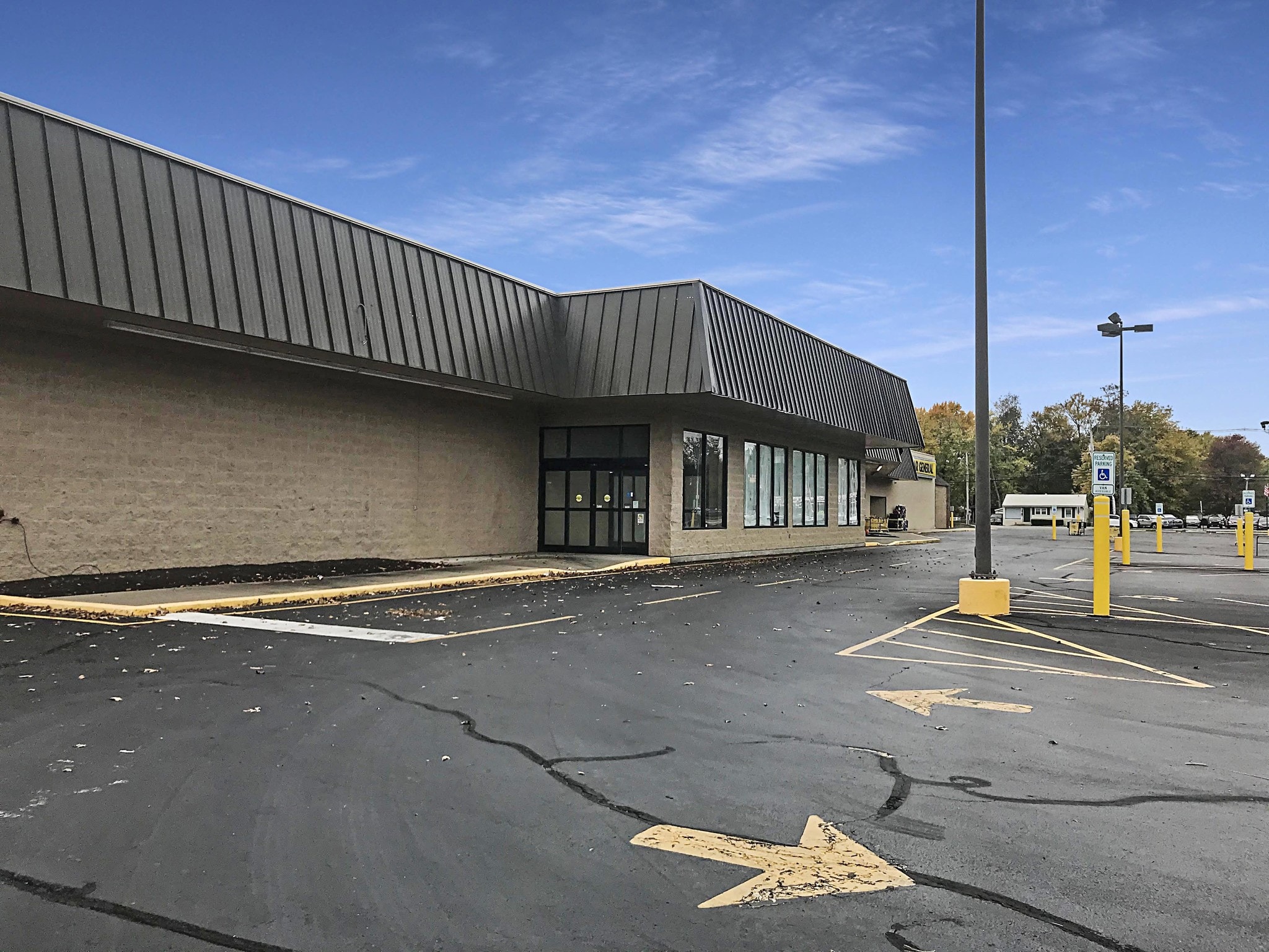 4849-4901 Pollack Ave, Evansville, IN for lease Building Photo- Image 1 of 10