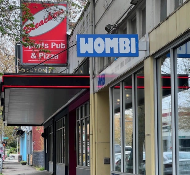 8554-8556 Greenwood Ave, Seattle, WA for lease Building Photo- Image 1 of 3