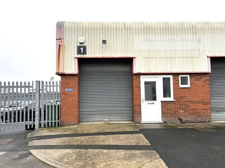 Hopkins Clos, Congleton for lease - Building Photo - Image 2 of 10