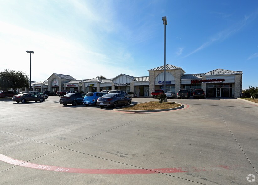 950 S FM 156, Justin, TX for lease - Building Photo - Image 2 of 2
