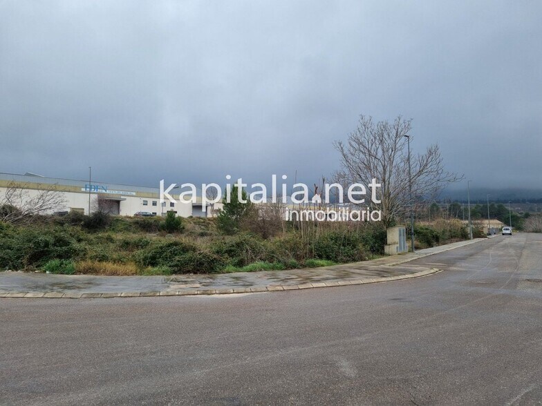Industrial in Benissoda for sale - Building Photo - Image 3 of 4